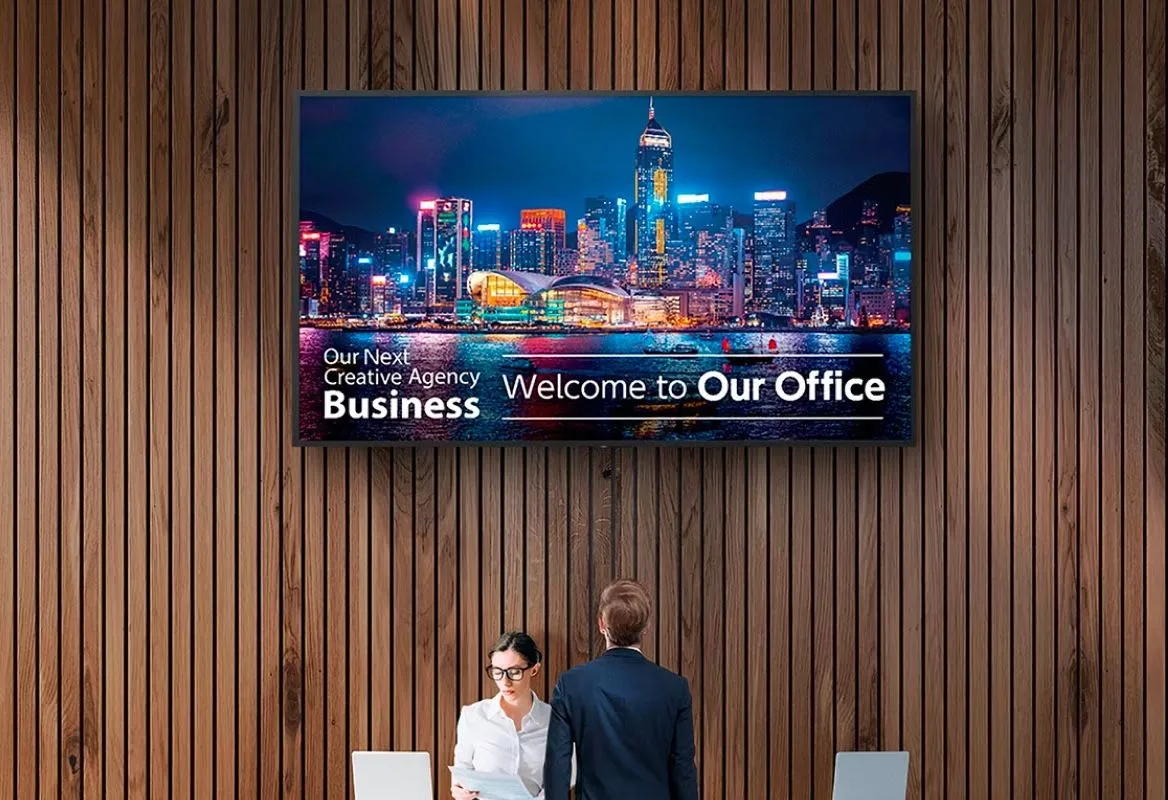 Digital signage Sony BRAVIA in reception