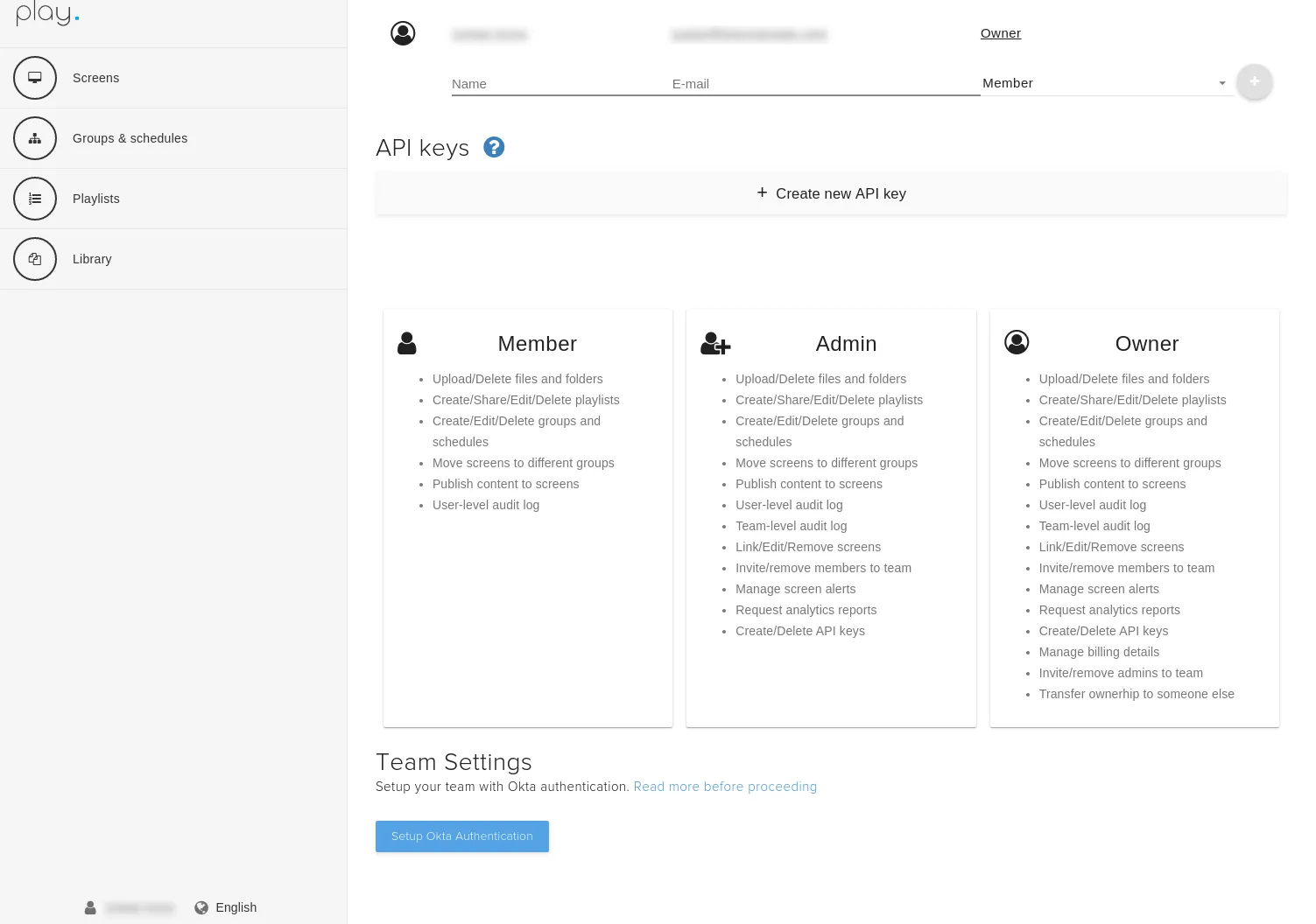 Pagina team di Play Digital Signage con il pulsante di configurazione Okta