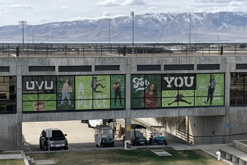 Caso di successo del digital signage della Utah Valley University